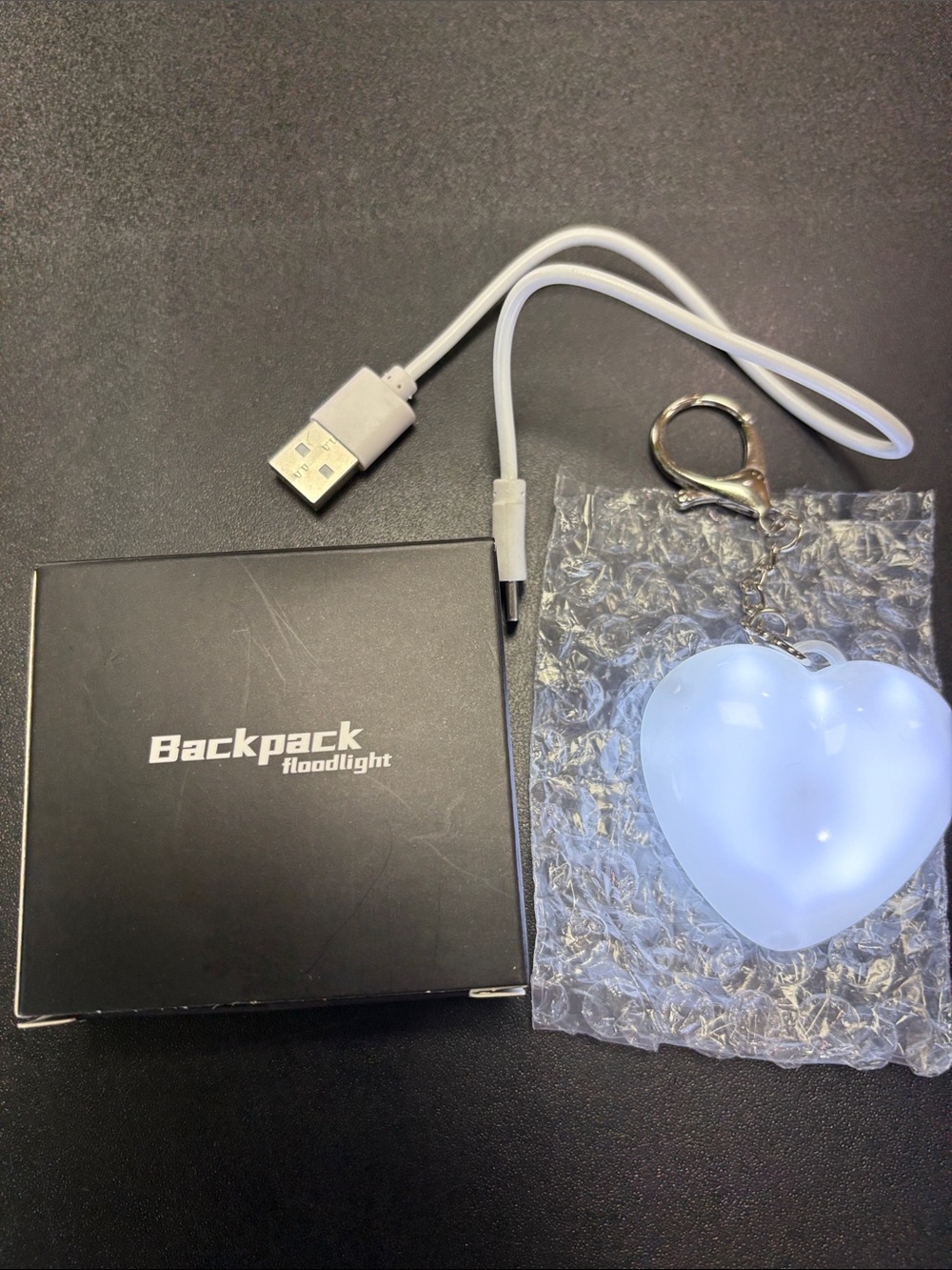 Backpack Floodlight Heart LED Keychain - White/Blue Light 💛 NEW-W/BOX